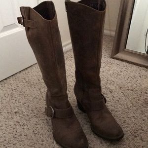 Born Antracite Shaylee brown boots 8.5